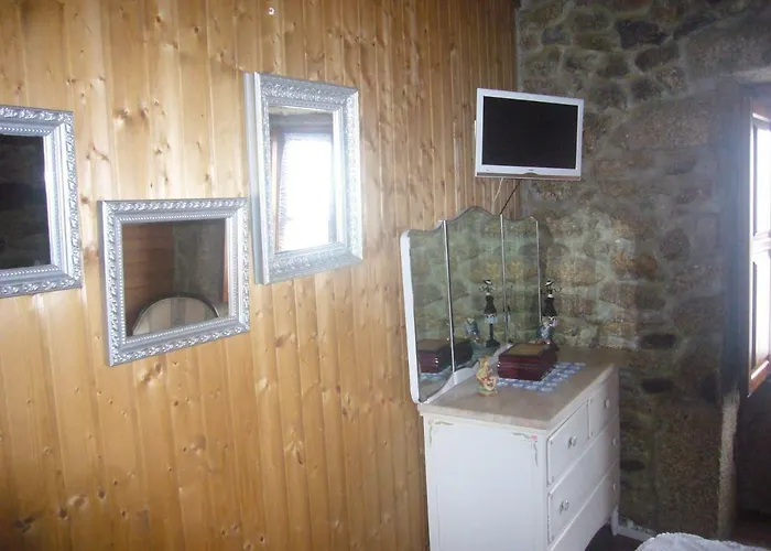 Casa Do Monge Leomil